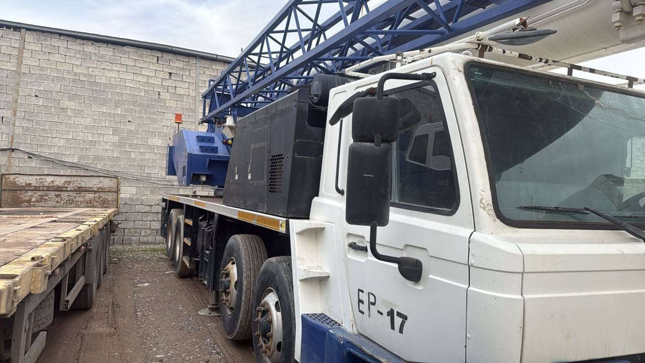 رافعه كرين 60 GT فحص كامل سنه 2013 للاستفسار على رقم***********
