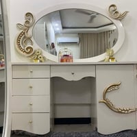 غرفة نوم تركية • نظيفه استعمال قليل • ناصرية مركز