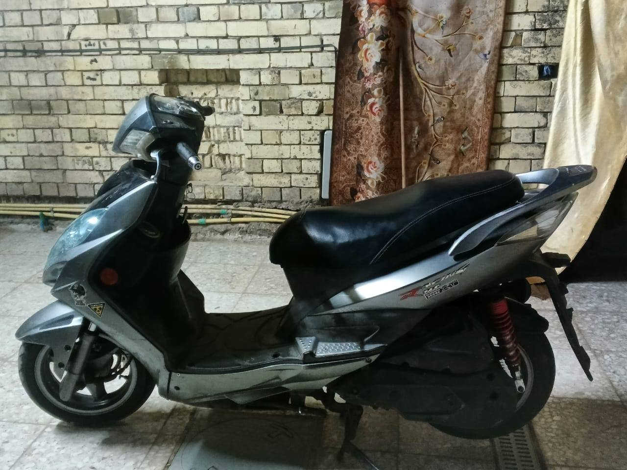 اسلام عليكم كامكو دراجه خير من الله جديده مكينه نضيفه نكره سلف مكان بغداد السعر 400بيه مجال حك الجيه رقم ***********
