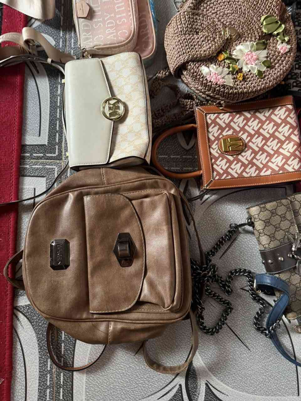 شلعة بسعر الجملة ٢٣قطعة    بالة مكس ماركة وعادي المهتم يراسلني خاص التوصيل مجانا


**إذا كنت صاحب هذا الإعلان وتريد حذفه لأي سبب، رجاءا أرسل رسالة إلى الدعم الفني**