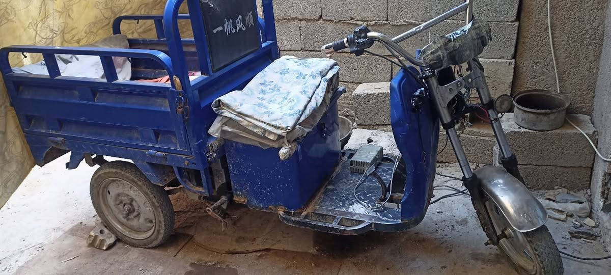 سلام عليكم ستوتة شحن حجم صغير للبيع نظيف باتريات 5 عقل شغال ماطور اكسل وجعمقة شغال كهرباءيات ظفيرة بريك شغال تايرات نظيفة بدي نظيفة نهايتهة قفل 600 الف فقط يرادلهة دشبول ولايت والباقي كلة شغال عنوان بغداد الشرطة الرابعة سويب احنة بسويب رقم موبايل *********** بغداد, العراق
