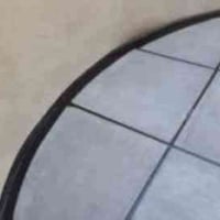 يوجد لدينا كادر مختص لتطبيك لشتايكر وشغل الماستك وزفت  07773671957