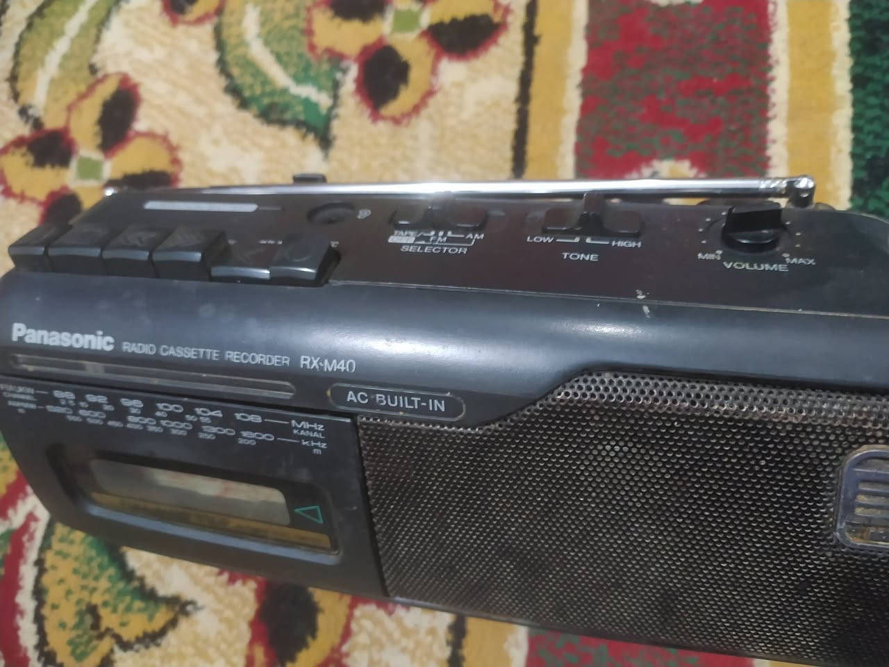 السلام عليكم مسجل راديو باناسونيك نظيف شغل ممتاز السعر 25 مع التوصيل


**إذا كنت صاحب هذا الإعلان وتريد حذفه لأي سبب، رجاءا أرسل رسالة إلى الدعم الفني**