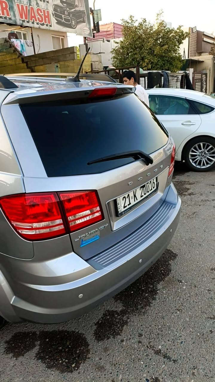 السلام عليكم
سيارة دوج جورني 
موديل/2018
ماشية/170الف
سيارة شرط صدر گير محرك  مكفول بيها 3قطع بارد مامصلحات 
السعر 120 /الهاتف/***********

