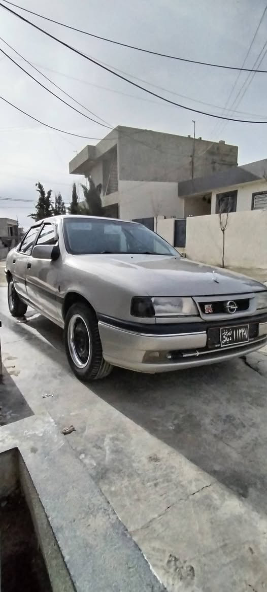 مۆدێل1991گێڕ ئۆتۆماتیک مەکینە 20 دەعامی بۆ دە عامی بەشەرت هە مو گیانی لەسەر بیلادە ئاڕمی پلاستیکی سلێمانی بەشەرت 35گەڵاو کەمێک معامەلە ڕەقەم***********    *********** سلێمانی السليمانية, العراق
