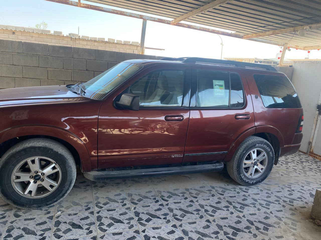 السلام عليكم 
فورد اكسبلورر موديل 2010
مكينه 4000V6
7 راكب
4x4
كير ومكينه  بشرط على فحص
تبريد شغال 
تخم تاير  
حداديه بحاله جيده 
بيها سونار  فحص 
رقم بصره مشروع وطني 

لايت زنون  عالي +ناصي

شاشه اندرويد 

مكاني البصره
السعر 100 وبيها مجال 

الاستفسار الاتصال

***********
