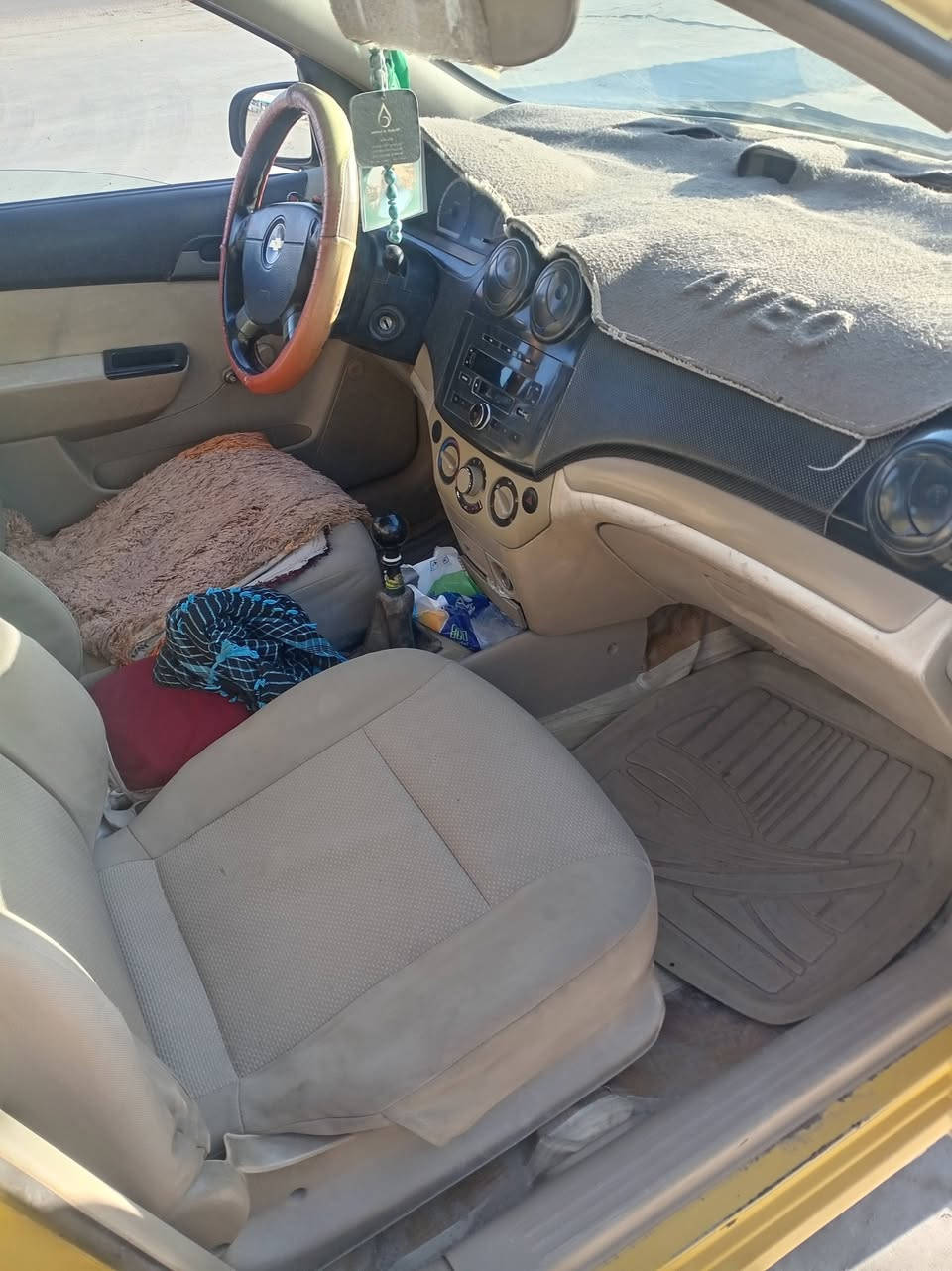 ياالله السلام عليكم اخوان سياره افيووللبيع موديل 10 بيه قطعتين تبديل بدون دواخل سياره تخم تاير تبريد وتدفئه سياره جاهزه  رقم نجف ومكانه نجف ابوصخير سعره 48 اخوان مكلف بل نشر لاتصال على رقم ***********
