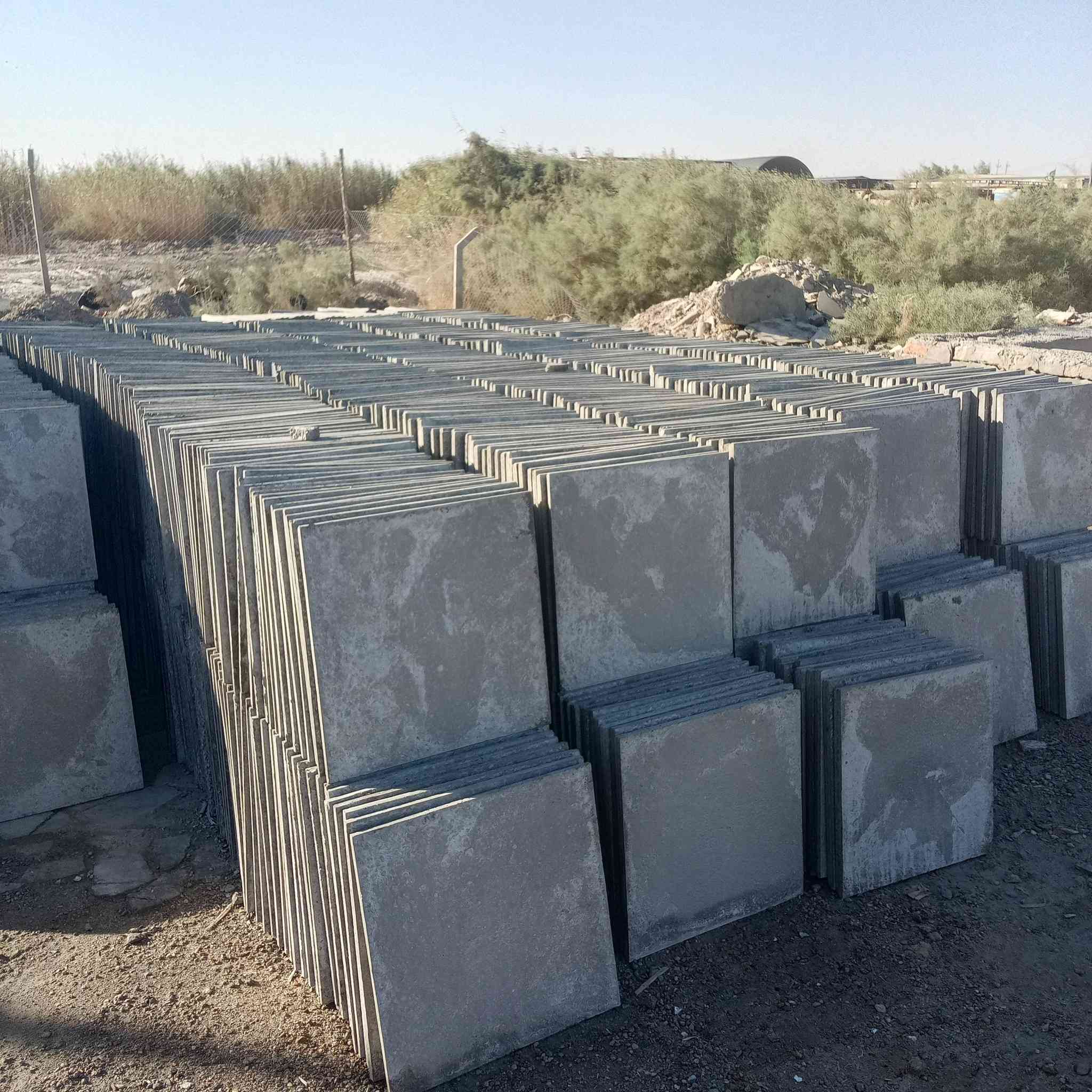 السلام عليكم شتايكر 80 في 80 وشتايكر 50 في 50 واصل لباب بيتك شقل درجه اولى وعشرط العنوان السماوه حي الصناعي للأستفسار الأتصال برقم ***********
