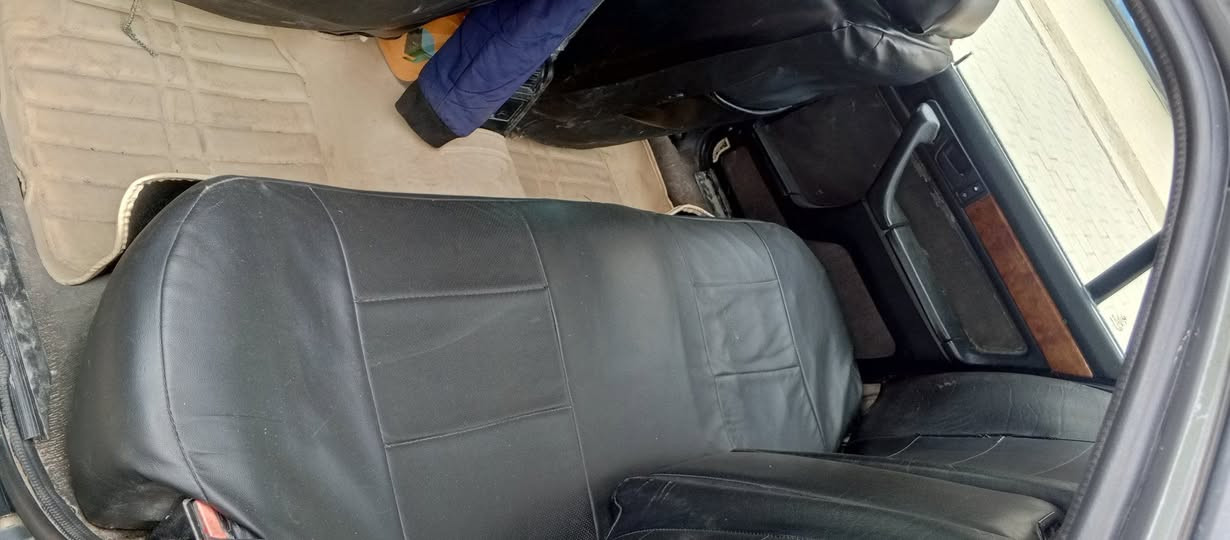 735iموديل 1991رقم الماني ديالى تحويل مباشرمشروع وطني سنويه بعده ممنتهيه كيرمكينه اكسل مكفولات تخم تايرويل نجمه اربع جام كهرباءدبل جكمجه غرفه نظيفه برده خلفيه لايت باتري جديد عالي ناصي تبريدميشتغل مبدل حاملغات اماميه اثرخياس شرط الفحص دشبول كله شغال عقل شغال رون كيلومترحماوه بنزين مصبوغه عام السعر40 مكان السياره بغداد اتصال***********
