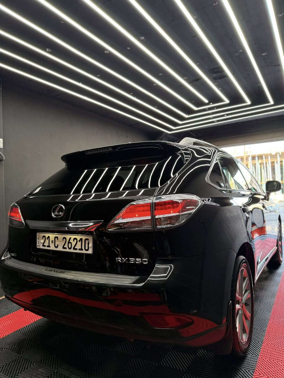 السلام عليكم لكزز موديل ٢٠١٥  لبيع  RX350 كلين تايتل بدون صبوخ    فوول مواصافات سعر ٢٣٠$ مجال عنوان السلمانية  
***********
