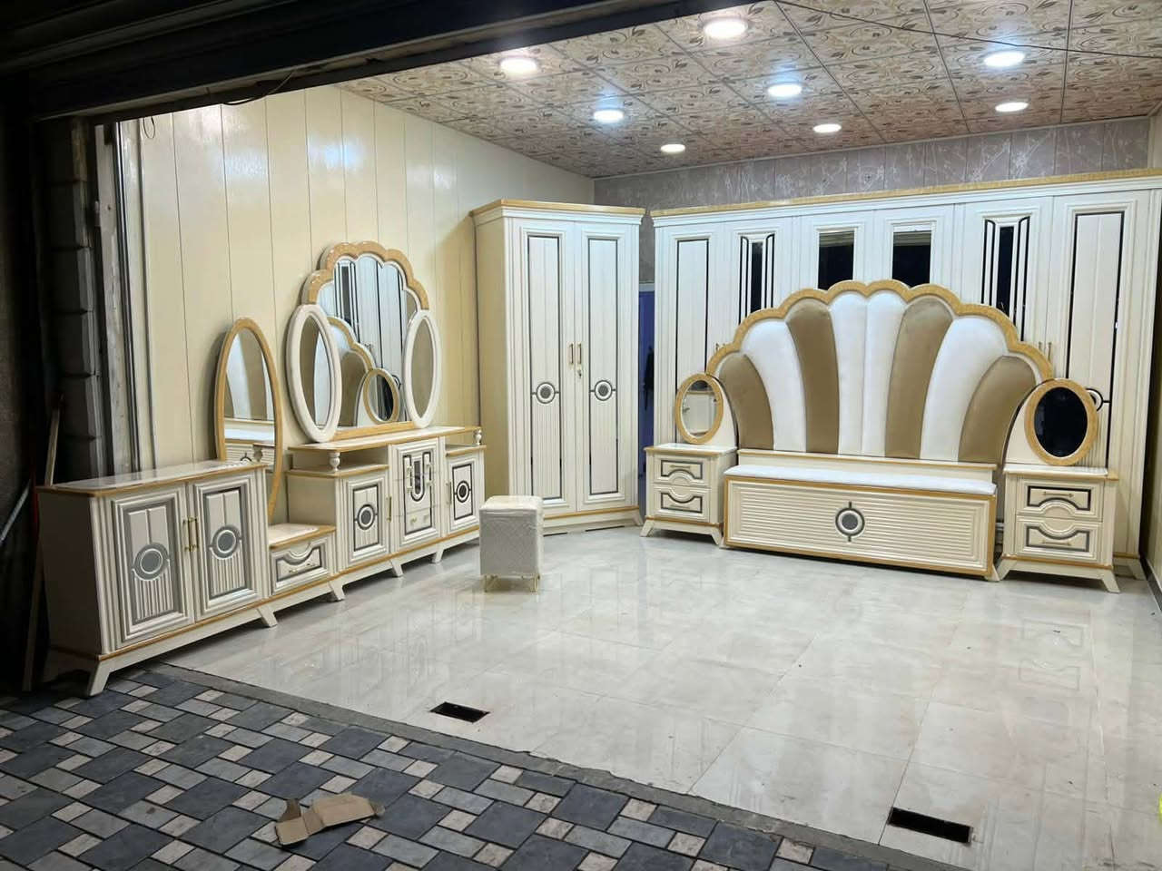 غرفة صاج فصال تركي نجارة عراقية 
السعر مليونين و900
شامل شد ونقل جميع محافظات العراق


**إذا كنت صاحب هذا الإعلان وتريد حذفه لأي سبب، رجاءا أرسل رسالة إلى الدعم الفني**