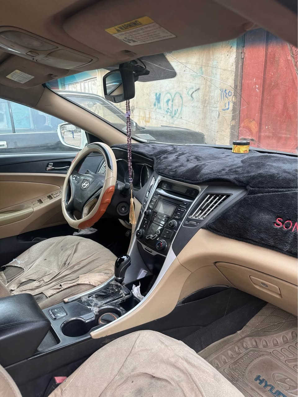 سوناتا 2013 وارد امريكي لون ابيض دواخل خليجي بيجي گير ومكينه كفاله والبدي شوف العين رقم ذي قار سياره حره تحويل بسمك باقي التفاصيل         *********** البصرة, العراق
