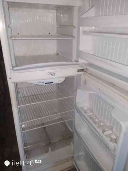 ثلاجه 14قدم كونكود شرط الشغل سعره 140نهايتهه ***********وتساب أو مازنجر عمارة
