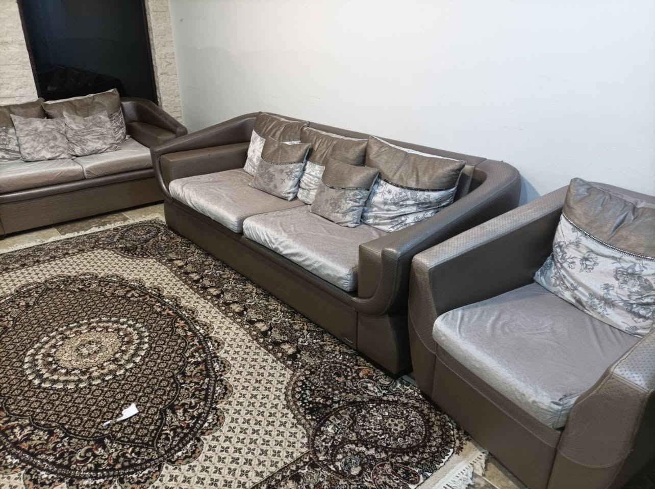 ئەم تاقم قەنەفە تورکیە 24 گەڵای تێچوە ئێستا سعری 
تەنیاو تەنیا 450 هەزارە شوێن سلێمانی زۆر بێعەیبە😍


**إذا كنت صاحب هذا الإعلان وتريد حذفه لأي سبب، رجاءا أرسل رسالة إلى الدعم الفني**