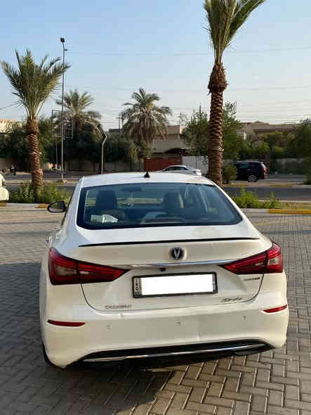 للبيع شانجان ايدو بلس 2020 و نضيفة بدون نواقص 
ماشية 118 الف كيلو اعلى مواصفات بالايدو                         (سيارة بيه باب السايق و الوراه صبغ فقط) 
مواصفات
رادارات
اشاير بالمري
كامرة 360 درجة
حساسات امامية خلفية
فتحة سقف
زنون بلادي
بك لايت لد
بصمة ابواب
كشن جلد
و خزن ميموري
وتدفئة كشنات
وبعد بيه هواي مواصفات 
سعر102وبيه مجال
***********
مكان سيارة بغداد حي العامل
