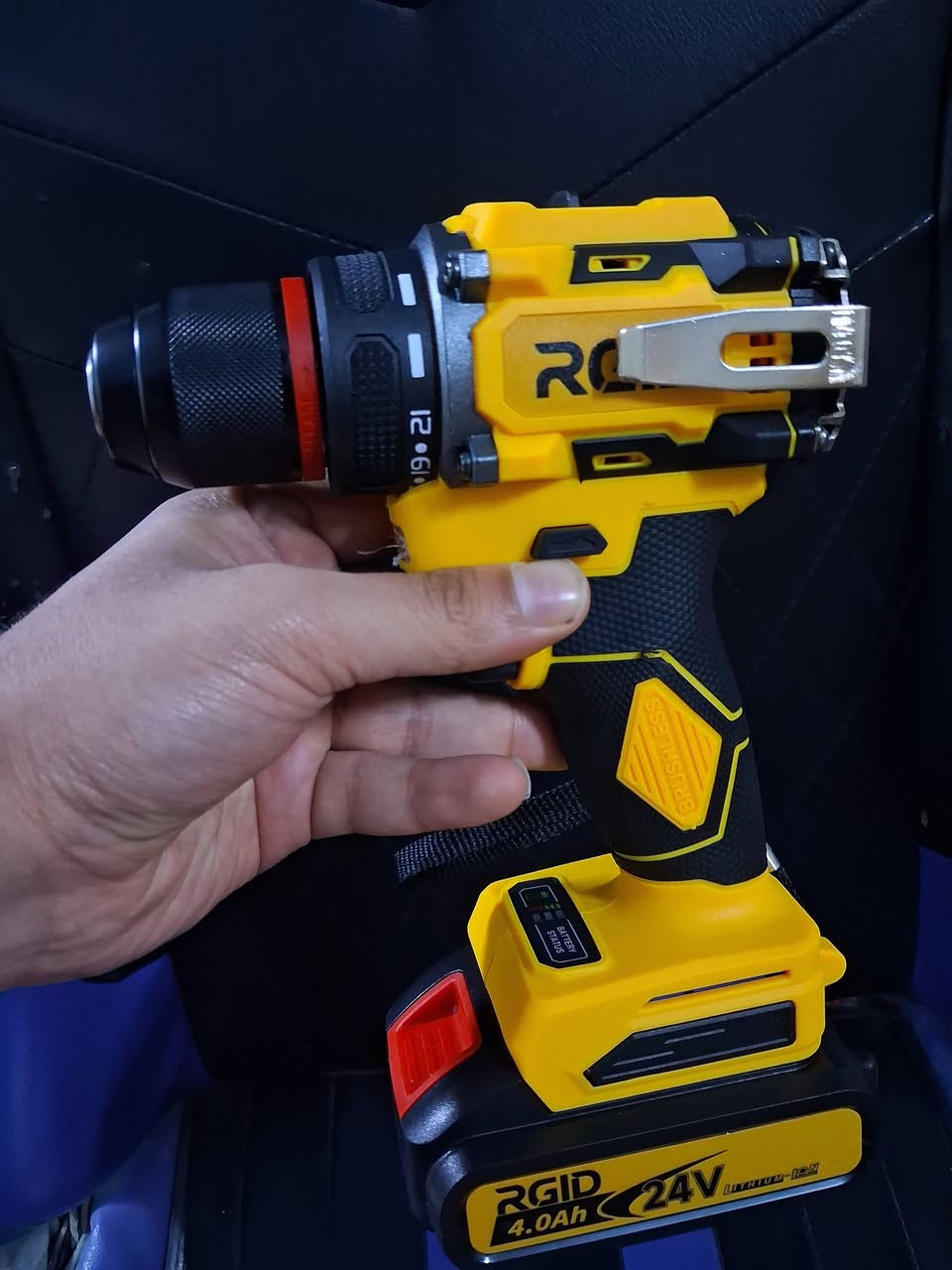 دريل شحن همر فتح وشد باله غير مستخدمه برشلز ملفات نحاس عزم جدا قوي يثقب حايط حديد كونكريت مع بطاريات اثنين ليثيوم انتاج جديد السعر قفل 35الف وتوصيل مجاني كل العراق


**إذا كنت صاحب هذا الإعلان وتريد حذفه لأي سبب، رجاءا أرسل رسالة إلى الدعم الفني**