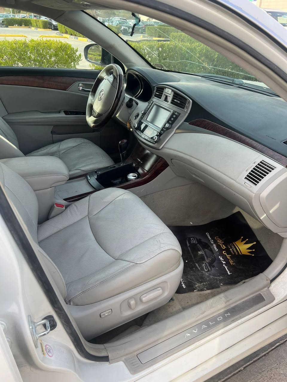 توێتا ئەڤەلۆن 2012 لیمیتید
 قەباغ ڕەش سڵایت
 بەسمە کوشن غەزن 
کوشن کارەبایی
 کوشن سارد و گەرم
 کوشن جلد فول مواسەفات

سعر لە کۆمێنت داوابکە ڕاستەخۆ بۆت دیت 📩 

سەیارەکە دوبەیە و بڕاوەیە
گیرومەکینە بەشەرت زۆربەجوانی پاکی ماوە هیچ خەلەلیکی تیدا 

ژمارەی خاوەنی 
***********
