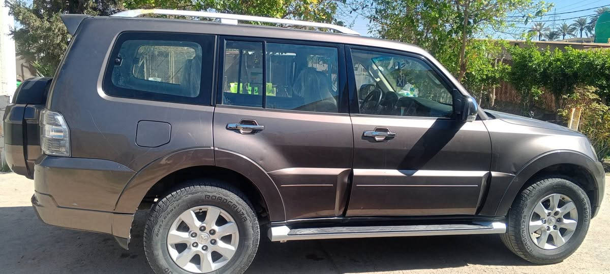 السلام عليكم راسليني مضان كريم
باجيرو للبيع موديل 2016 خليجي 
ضرر اربع قطع صبغ مكينه اوكير كفالة  ماشيه 220
السياره نضيفه كلش  عنوان بابل محاويل السعر 160 
*********** بي واتساب تفاصيل اكثر تصل ***********
