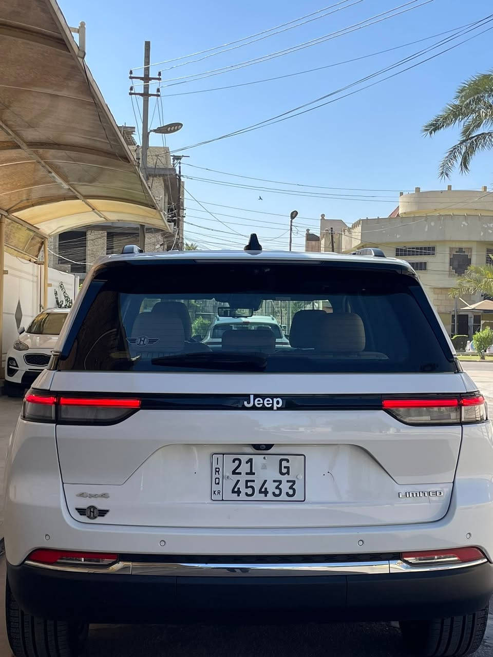 السلام عليكم عندي جيب 2024 لمتدد بلاص وكاله هارلم خليجي بعدها بلضمان ماشي 28 الف رقم سليمانيه السياره 5 راكب  السياره اعلى فئه فول 1/1
محرك 6
بانوراما
بصمه
تشغيل عن بعد
بعدها حتى اغراض الشركه موجوده ممفتوحه
السسسسعر 390$
مكاني بغداد 
الاتصال
***********
