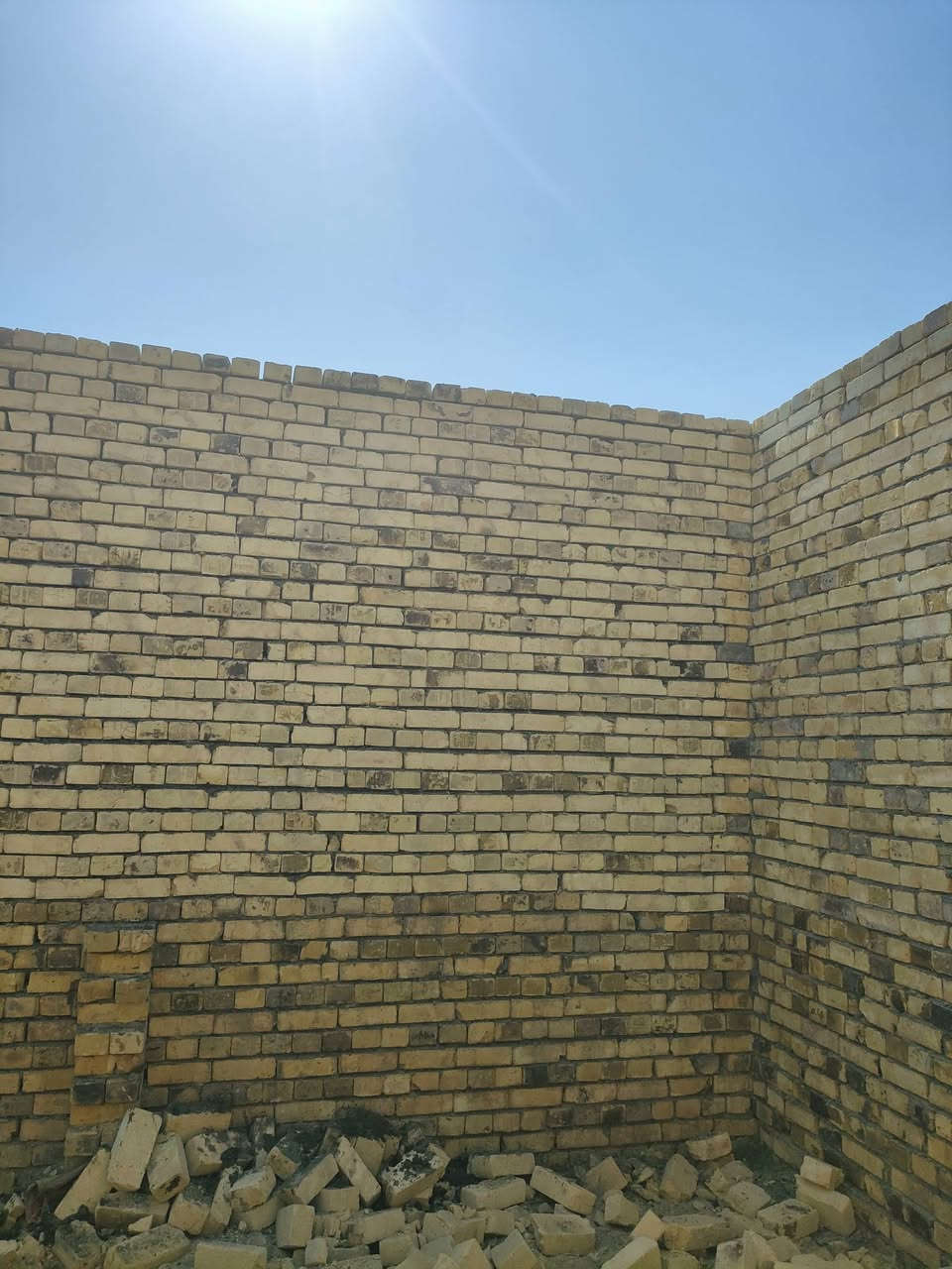 خلفه بناء متفرغ في ناحيت الفضليه
رقمي ***********
