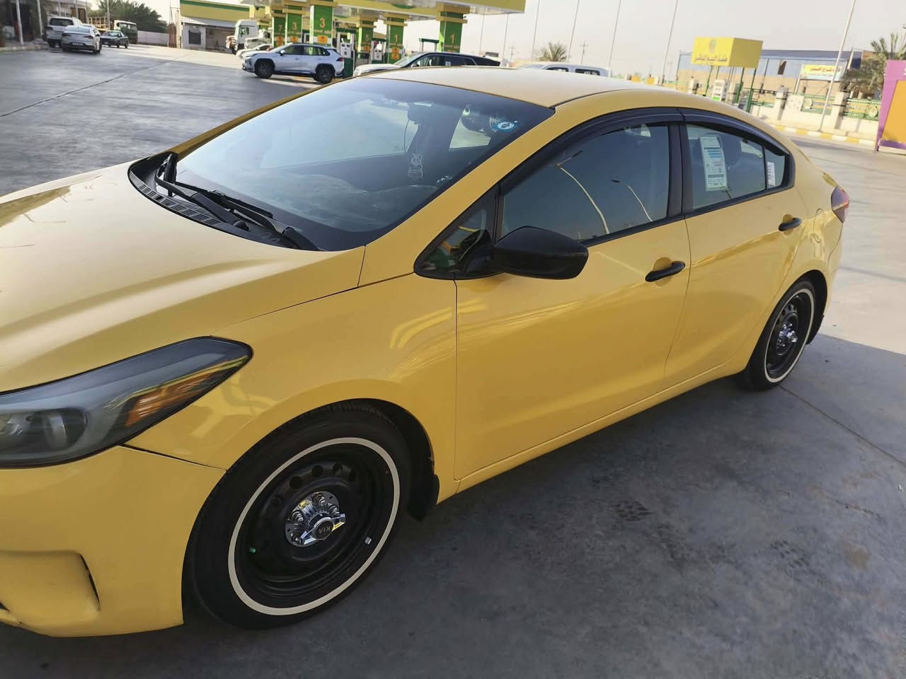 السلام عليكم
فورتي 2018
رقم بغداد 
السيارة جاهزة 
كير مكينة 
حدادية 
تريد نقص كمبريسر. 
تحويرة غاز 
مكينة 2000
السعر 117
الاستفسار الاتصال ***********
