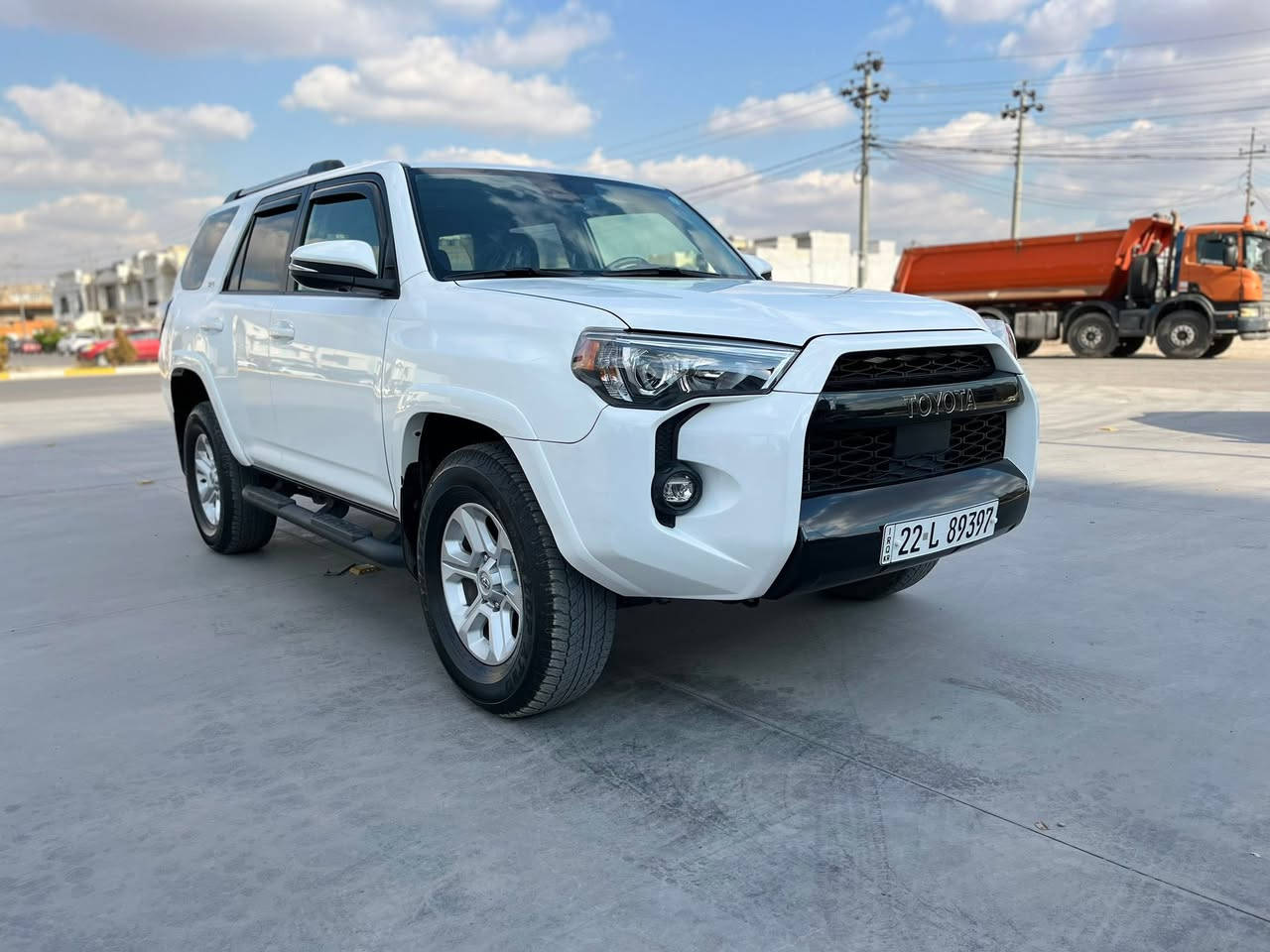 السلام وعليكم 4Runner 2023
صبغ جاملغ امامي فقط  بدون دواخل سيارا جديدة و بدون نواقص 
السعر ٣٤٥ ورقة 
مكانها اربيل 
***********
