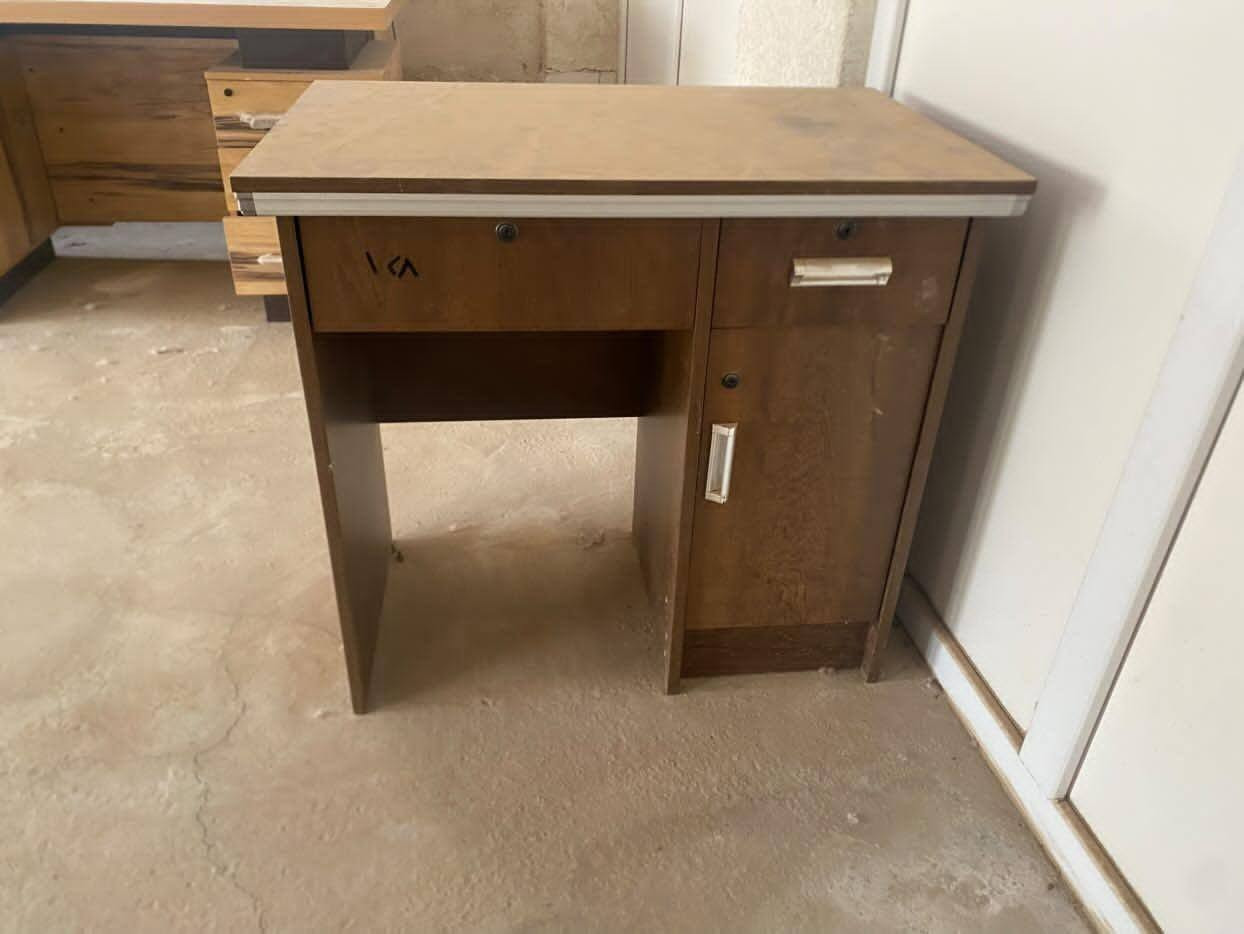 نضافه 99 
للاستفسار اتصل على الرقم 
***********
