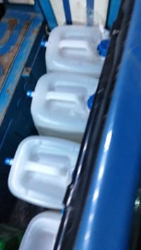 يوجد نفط توصيل للباب البيت بااسعار مناسبه جلكانات 20لتر مع الجلكان للت...