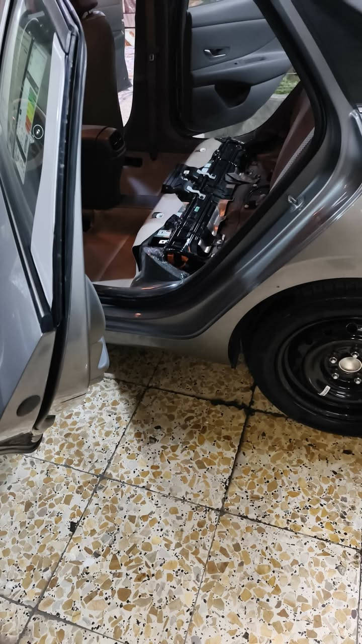 السلام عليكم النتره خليجي مديل 23فول هايبرد بيهه بس بنيد مصبوغ
باب سايق بي خمس اصابع بارد باقي كفاله اقصاد وكاله موجوده مكاني البصرة القبله ماشيه ٧٨تخم تاير جديد حداده لعابه ما نقصهى برغي سعر 145وبيهه مجال قليل رقمي ***********
