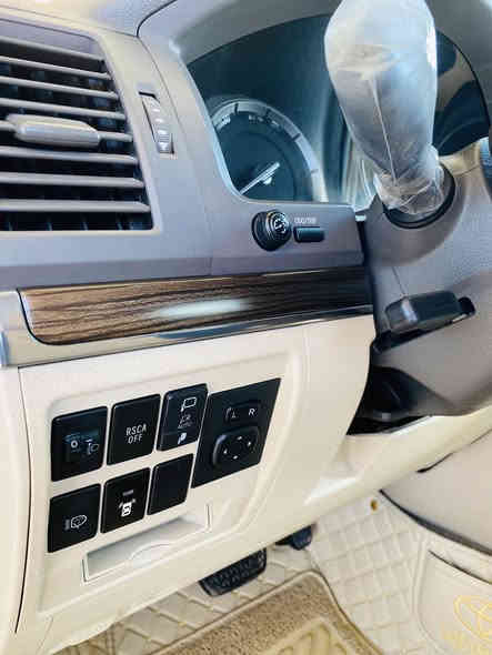 السلام عليكم 🫡 للبيع بسعر مناسب 
لاندكروز 2019 بريم اصلي 🔥

رقم بغداد باسمي سياره جديده 

مواصفاته فول معروفه مواصفات البريم 

دفيدي بل قماره كامل مواصفات 

مكان السيارة بغداد سونار السياره مرفق مع الصور 

جاهزه من كل نواحي كير محرك صدر كله كامل 

السعر 490 وبيها مجال // ***********
