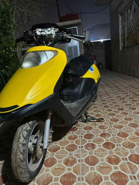 السلام عليكم ورحمه الله
سبيسي ماليزي للبيع دراجة ناعمة وحلوة 
نقصها كتف شحن أما البقية شغالة 
سعرها 250 وبيها مجال شي بسيط 
موجود ع الخاص و الرقم
***********
