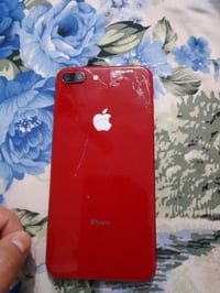 ايفون ٨ بلاس • ٢٥٦ • بطارية ١٠٠