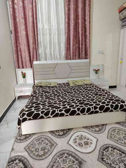 غرفه تركيا نضيفه لبيع سعر بـ600 وبيها مجال رقم ***********
