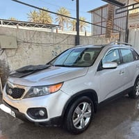 سورنتو 2013 خليجي  6 ستندر فول الفول اعلى فئه بصمه بنراما جلد كصه وحده...