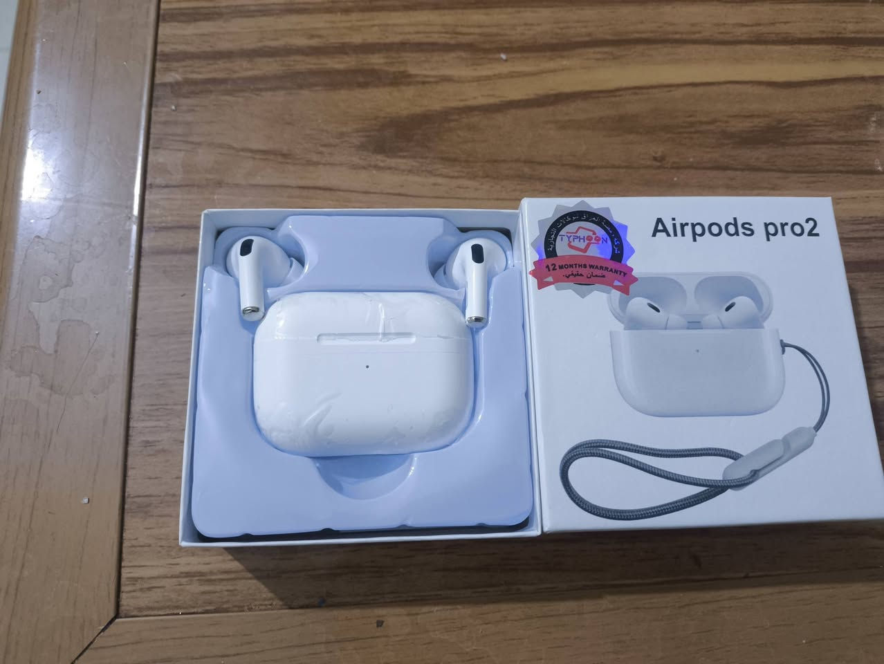 سماعات Airpods Pro 2 (كوبي درجة أولى)  مع ضمان حقيقي 12 شهر السعر بل خاص. 
للبيع سماعات ايربودز برو 2 الجديدة (كوبي درجة أولى بمواصفات ممتازة).
الصوت: نقاوة عالية جداً وعزل ممتاز للضوضاء.
الملحقات: كارتونة كاملة تحتوي على (السماعات، حافظة الشحن، كابل الشحن، وحبل التعليق الأصلي).
الضمان: تحتوي على لاصق ضمان حقيقي لمدة 12 شهر من الوكالة التجارية (Typhoon).
الحالة: جديدة تماماً وغير مستخدمة (فقط تم فتحها للتصوير لعرض النظافة).
الموقع: البصرة. ومتوفر توصيل لجميع المحافظات 
للتواصل يرجى مراسلة الحساب او على واتساب ***********
#سماعات
