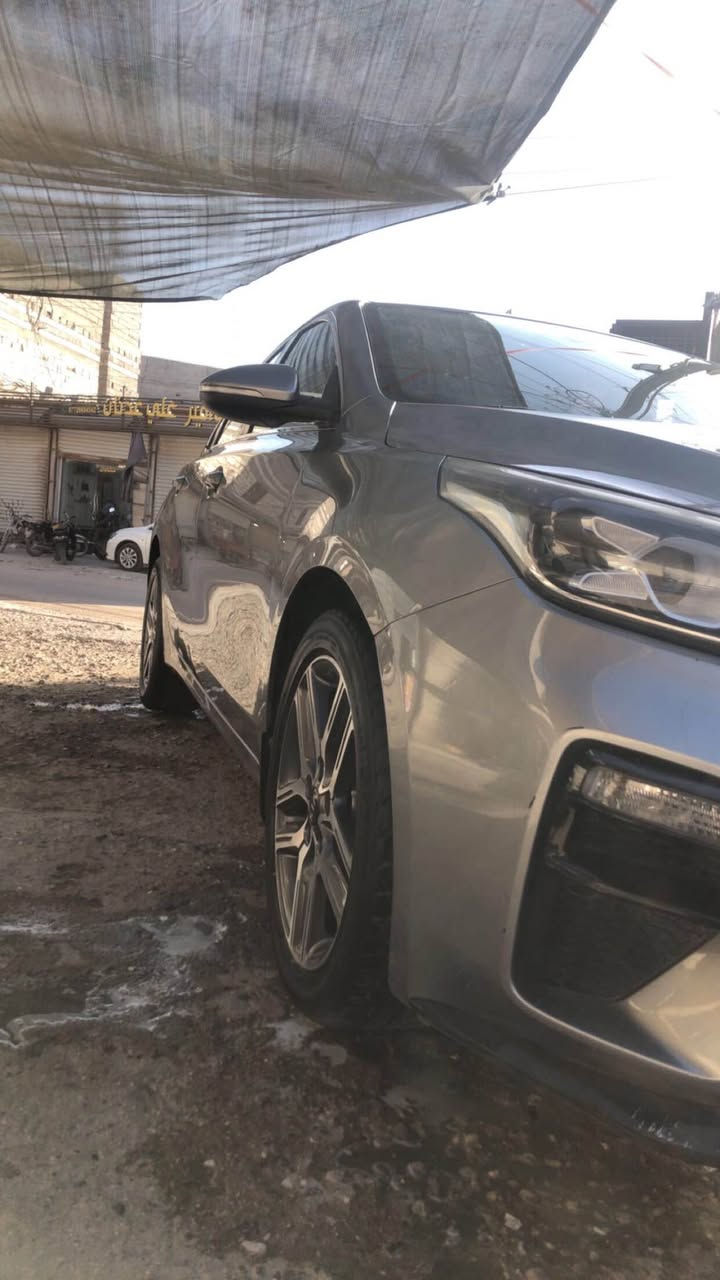 سلام عليكم
كيا سيراتو vip 2020(#خليجي)
فول مواصفات 1/1
المواصفات
بصمه تشغيل ابواب وجنطه
فتحه سقف
حساس امامي خلفي
شاحن تلفون لاسلكي
شاشه كبيره بلاديه ابل كار بلي
كامره بلاديه
لد نهاري رباعي
لايت زنون
لد خلفي
كرسي كهرباء
كرسي جلد بلادي
كرسي تدفئه
تحكم ستيرن جهتين
اشارة ب المراي
المراة الجانبيه كهرباء
مرايه وسطيه اوتو دم(يعني تضلل بس يضرب بيها اللايت
شفتات ستيرن 
قطعتين تبريد
ويل كب حجم17 حتى حته سبير ويل كب
شاشه اعطال
محرك1600 قتصادي
ماشيه150
رقم اربيل تحويل 
السعر150
سنويه متهيه صار شهر
رقم *********** البصرة, العراق
