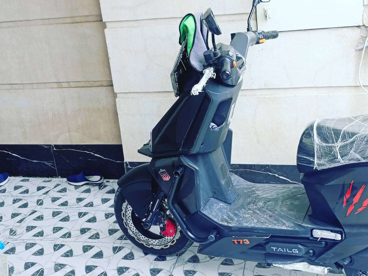 دراجه للبيع تالج شركه تالج ميحتاج اسولف عنها 
دراجه تالج باتمان 2026 فول مواصفات R رجوع على الخلف بيها حساسات بيها مانع سرقه دبل اشاره لايت زينون 
دراجه كلش جديده 
السعر 850 الف وبيها مجال..


**إذا كنت صاحب هذا الإعلان وتريد حذفه لأي سبب، رجاءا أرسل رسالة إلى الدعم الفني**