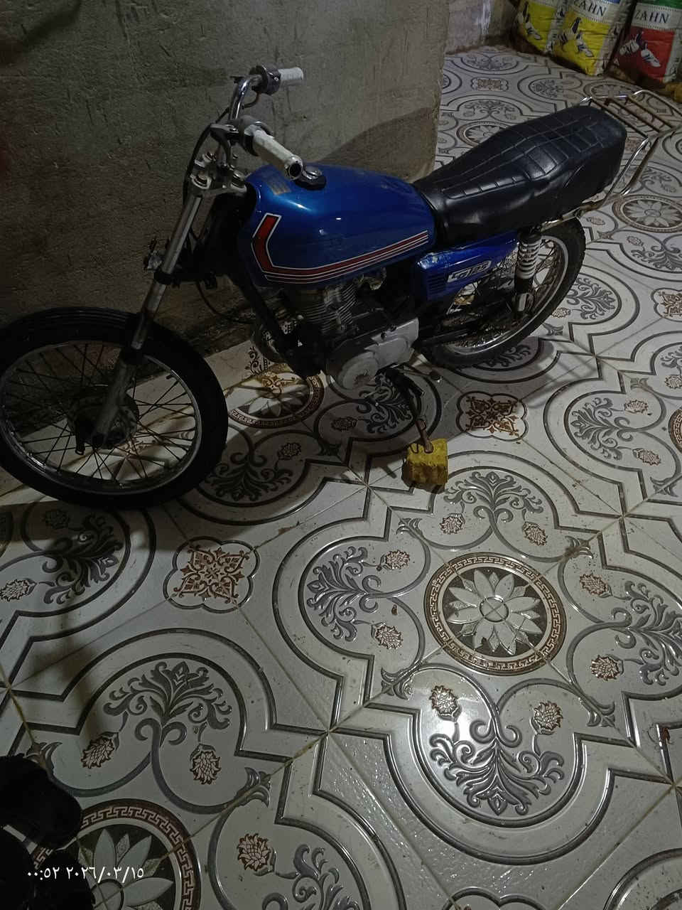 سلام عليكم دراجه تايكر للبيع  غراض ربعه كير موديل 11 سعر 300 وبيه مجال قليل عنوانيواسط شارع النفط


**إذا كنت صاحب هذا الإعلان وتريد حذفه لأي سبب، رجاءا أرسل رسالة إلى الدعم الفني**