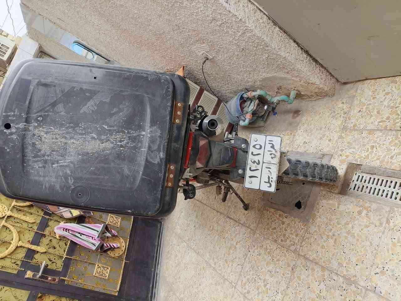 سلام عليكم دراجه قفاز للبيع او مراوس حسب القناعه مديل 22طالعه بل 25رقم اربيل بسم الشركه مكينه 150كير كاوسكي 
دراجه مكفوله مكاني بغداد الشعب ***********واتساب ***********
