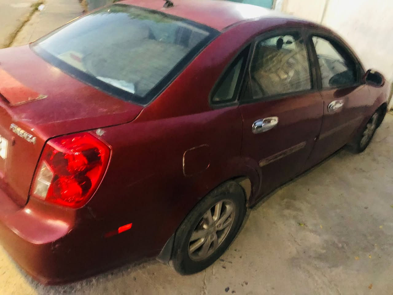 السلام عليكم
عندي سيارة للبيع 
نوع السيارة سازوكي فورنزا نفس الاوبترا 
تبريد شغال موديل 2008 
رقم اجنبي جديد تحويل بشرط 
السعر 60 وبيه مجال 
الاستفسار ***********
