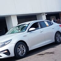 تكسي الديوانية • سيارة حديثة • مكيفة