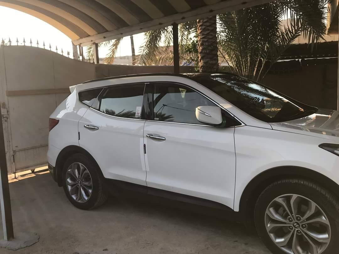 السلام عليكم
سيارة سنتافيا للبيع
موديل السيارة 2013 كوري سيارة بدون اي ضرر فول مواصفات 6 سلندر تخم تاير بصمة تشغيل قطعتين تبريد 7 راكب بانوراما السيارة كامله مكانها ديالى _ بعقوبة 
السيارة فقط بيها خيط تبخير بسيط
السعر المعروض 190 وقابل للتفاوض 
اي احد يحب يتصل واني حاضر 
***********
