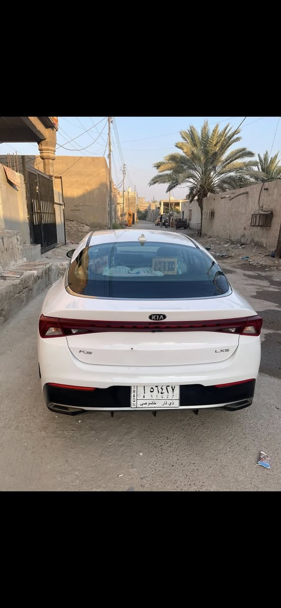 السلام عليكم
كي فايف 21معوقين اسوي  وكالة رقم ذي قار باسم بنية معلمة 
وارد امريكي 
حادثه فقط الموجود الي بلصورة تبديل قطعتين جاملف وبنيد فقط بدون دواخل ما واصله للعرضانية الضربه ولباقي كفالة السيارة نضفية مكينة ١٦٠٠ تيربو ماشية ٩٤ فقط تبريد تدفئة مكينة گير كله كفالة 
مكاني البصرة گرمة علي 
سعرها ١٥٢ وبيه مجال 
للاستفسار ***********
