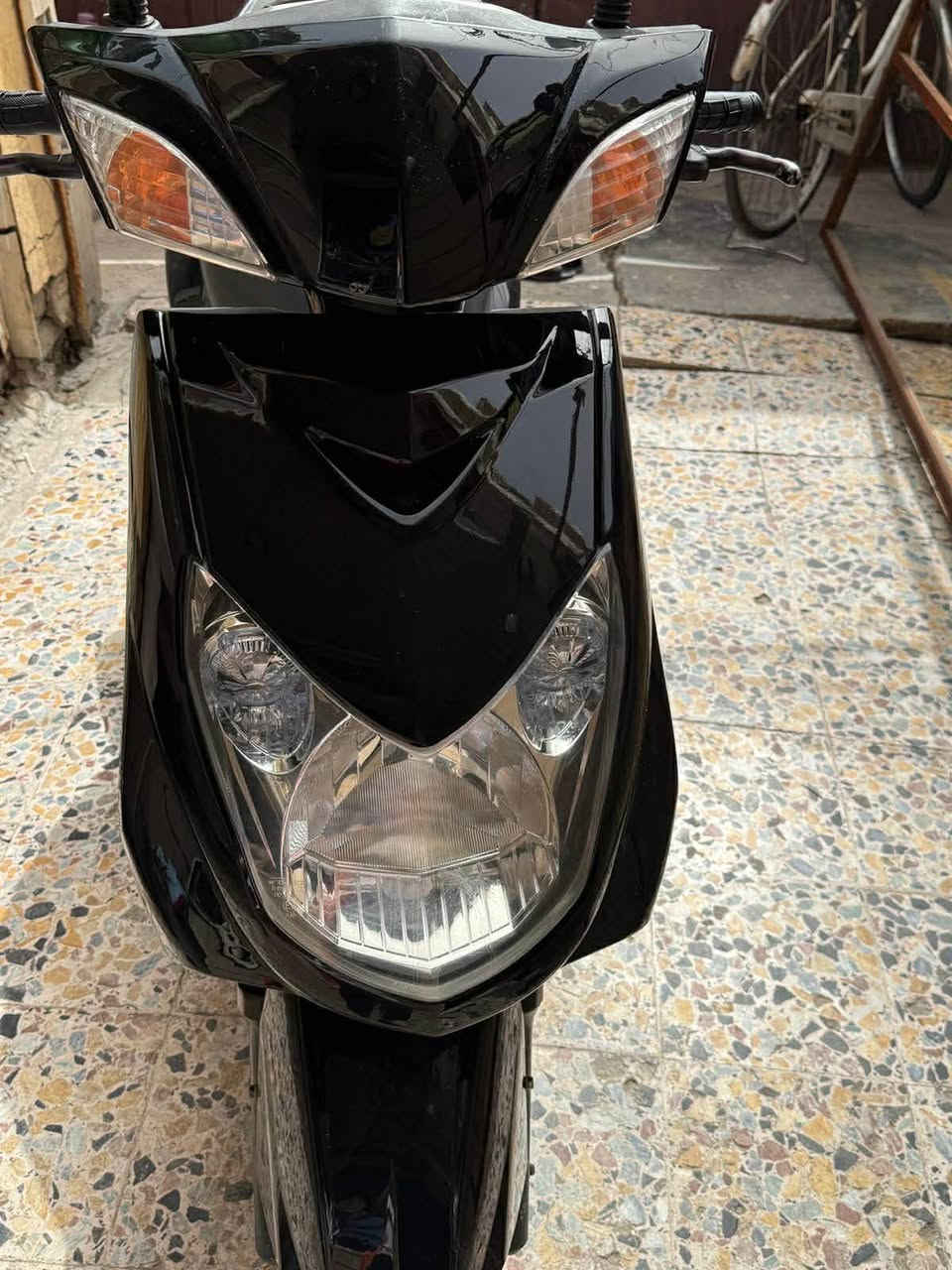 سكنس كوري فحل السعر 950 وبيها مجال نضافه ٩٠
***********
