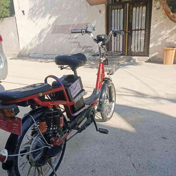 سلام عليكم باسكل شحن للبيع
جاي تشوف نظيف كلش بطاريته زينات مابي اي مسكله 
سعره 125 قفل 
رقم الهاتف..‏‪***********‬‏
