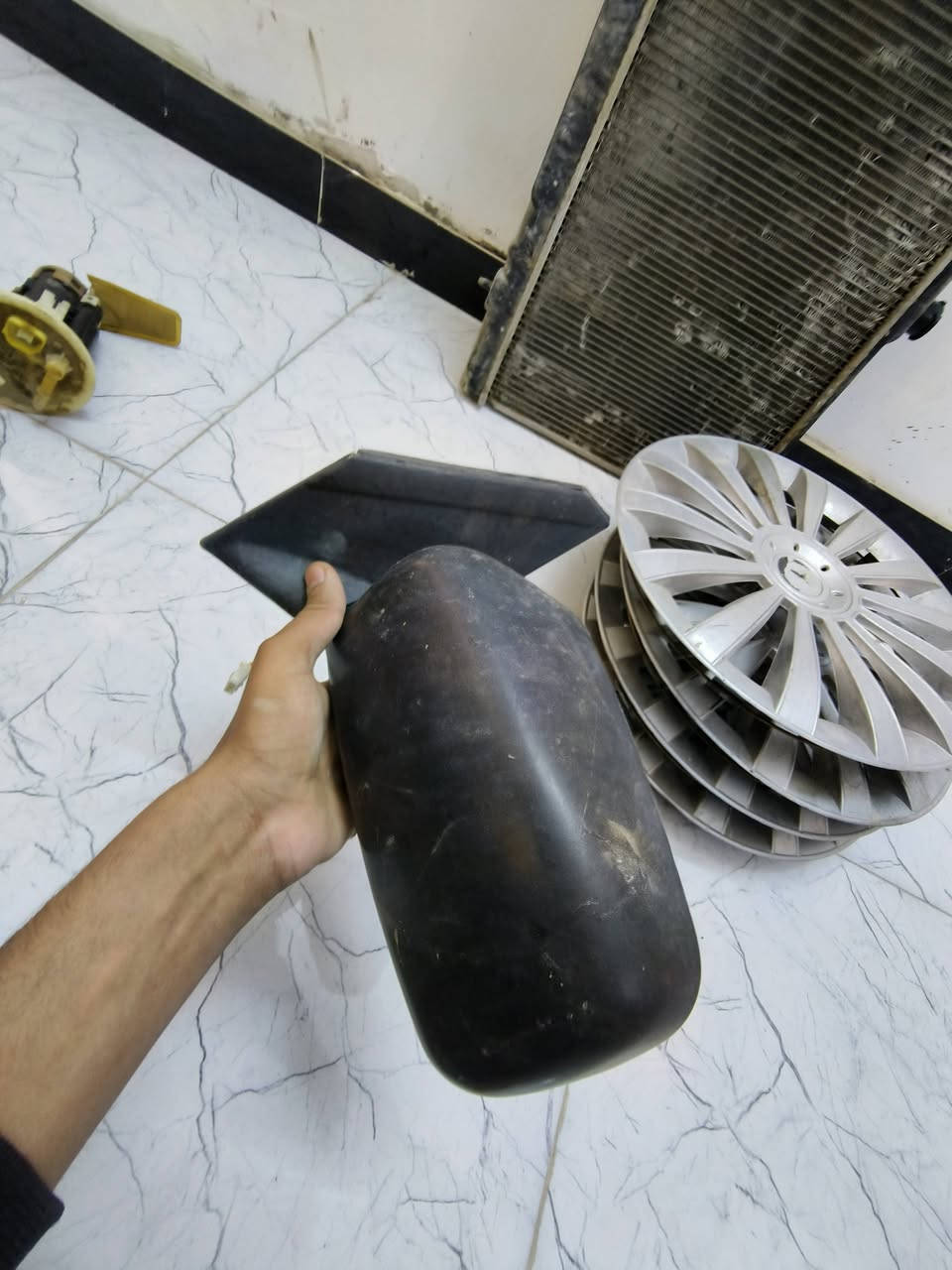 غراض لانسر بومه للاستفسار *********** مكاني بغداد
