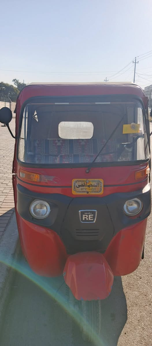 سلام عليكم تكتك للبيع موديل 2018 وراق كامله سبعه مبدله صليب وماشه ودبلات 3 مبدله التكتك حلوة نضيفه كهربا ئيات شغاله العنوان بغداد رقم ***********  الشراي يتصل وخادم
