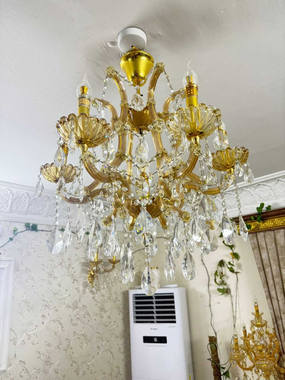 السلام عليكم عندي غراض للبيع
جربايه طفل نظيفه اريدها ب١٠٠ 
وبوفيا ب٧٥ 
وثريات ٢ وبراكيتات ٢ ب١٠٠ 
مكاني بغداد كرادة


**إذا كنت صاحب هذا الإعلان وتريد حذفه لأي سبب، رجاءا أرسل رسالة إلى الدعم الفني**