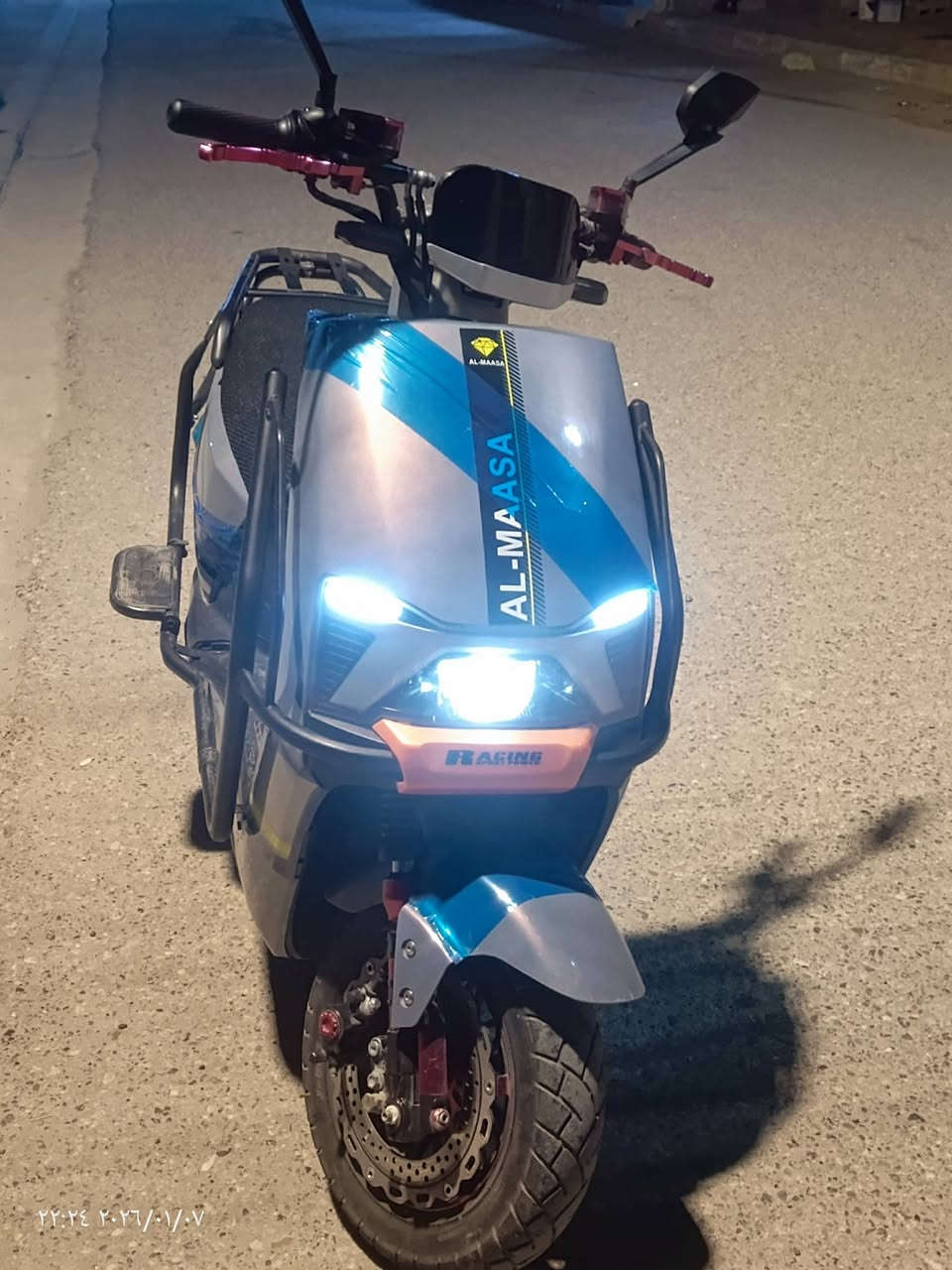 السلام عليكم ماطور شحن للبيع نوع ماسه دبدوب موديل 25 ماطور جديد ٦ بطاريات كبار على فحص مدرع بل كامل شخط مابي لون مميز دبل إشاره لايت زنون عالي ناصي كامل مكمل وعلى فحص شرط سعره 600 بي مجال لشراي عنوان رمادي تأميم قادسية الاولى اتصال على رقم***********
