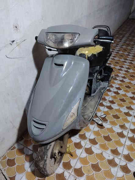 السلام عليكم دراجة فراشة فحل بس الكفرات تجارية الدراجة مفتوحة مرة وحدة المحرك نشط بدون تدخين ولاتبخير تفحص وتاخذ اذا مفتوحة مرتين ترجعهة شوتة جديدة ملاحضة الدراجة بس الكفر الفوك الهندر مكسور الاستفسار  ***********
